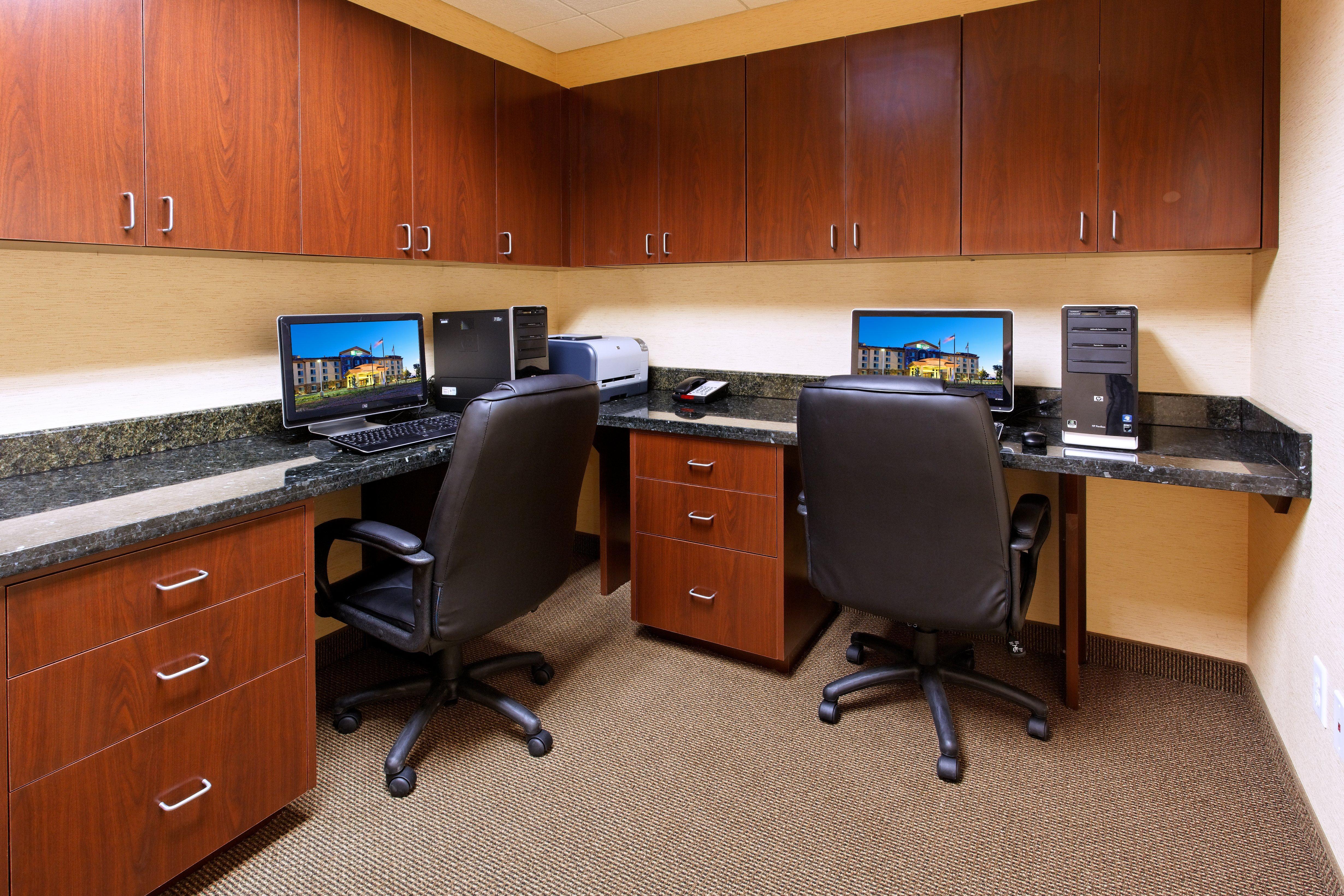 Holiday Inn Express Fresno Northwest - Herndon By Ihg Εξωτερικό φωτογραφία